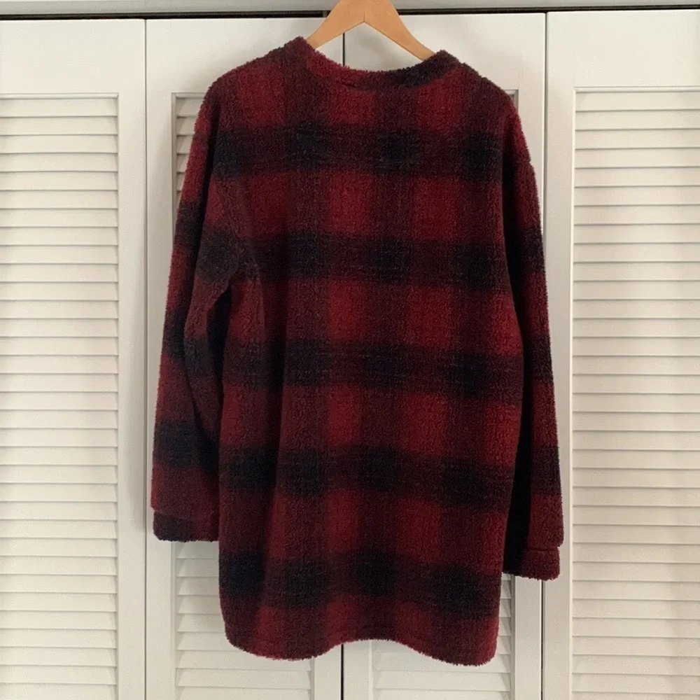 Woolrich Vtg 90s Men’s Distressed Deep Pile Fleece Crewneck Sweater USA Size L
